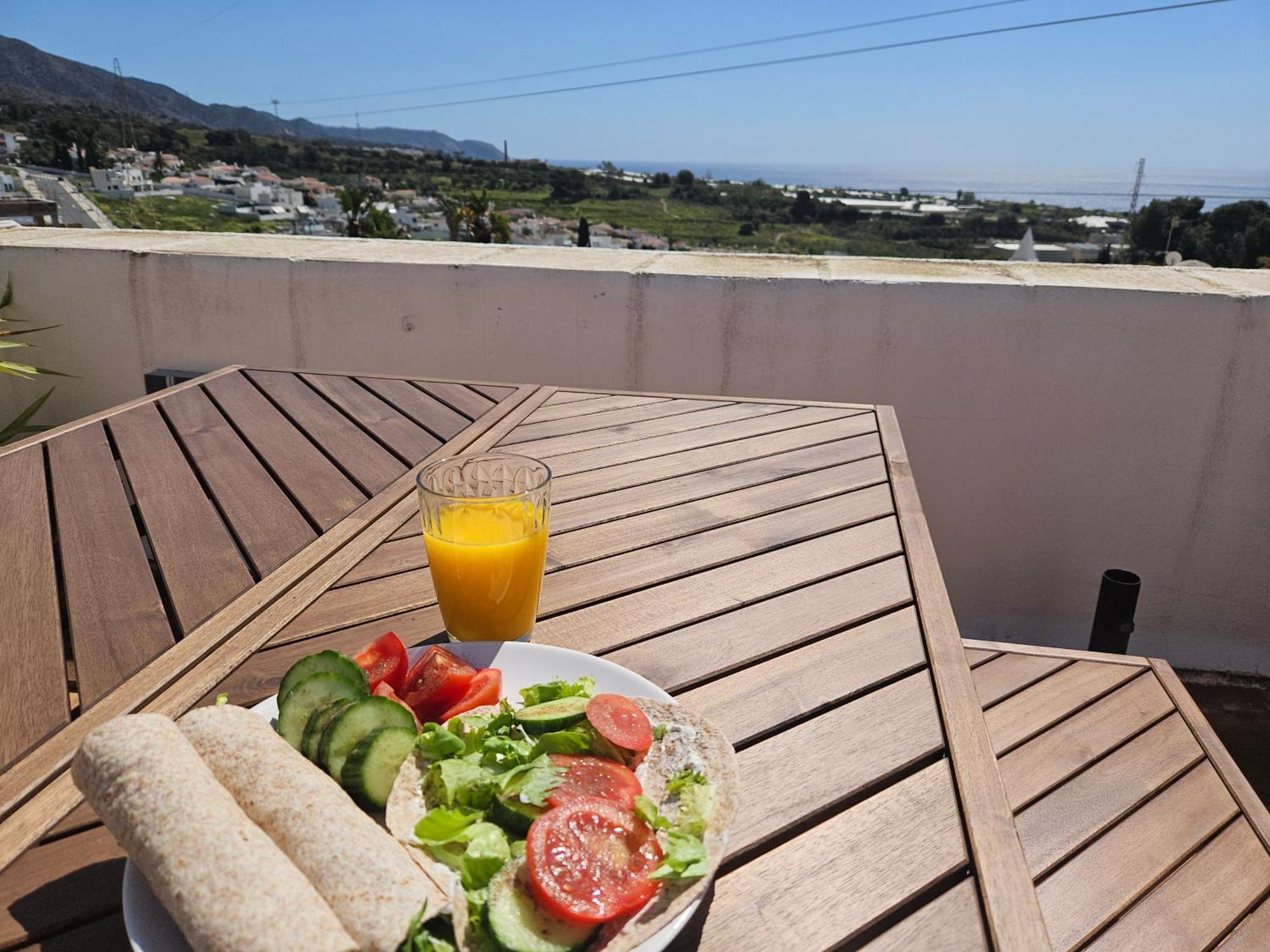 Casa Sunrisa With Breath Taking Sea And Mountain View Vakantiehuis *